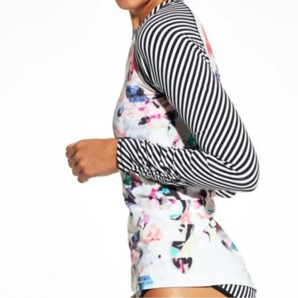 Calia by Carrie Underwood Long Sleeve Rash Guard in Floral Geo L NWOT - Picture 2 of 7